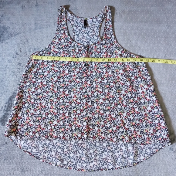 Divided Women's Floral tank top size 6 - Picture 11 of 15